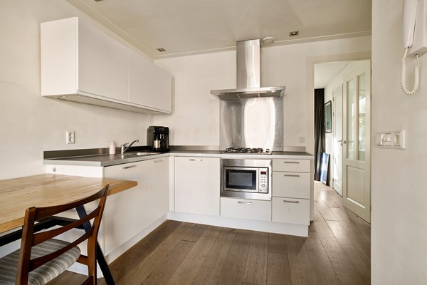 Medium property photo - Albert Cuypstraat 42B, 1072 CV Amsterdam